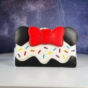 Loungefly: Disney Minnie Sweets Collection Flap Wallet